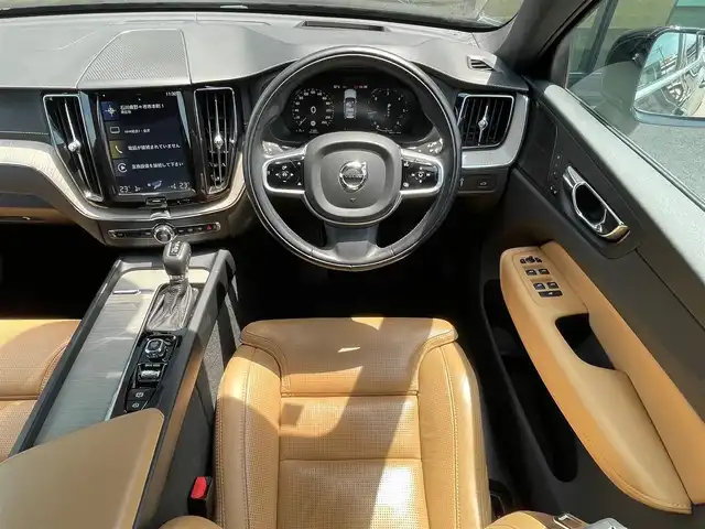 ボルボ ＸＣ６０ D4 AWD インスクリプション 石川県 2018(平30)年 7.2万km 黒 茶革シート/シートベンチレーション/Ｈａｒｍａｎ／Ｋａｒｄｏｎ/衝突軽減Ｂ/ＡＣＣ/ＢＩＬＳ/純正ナビ/ＡｐｐｌｅＣａｒＰｌａｙ/フルセグＴＶ/３６０カメラ/クリアランスソナー/電動リアゲート
