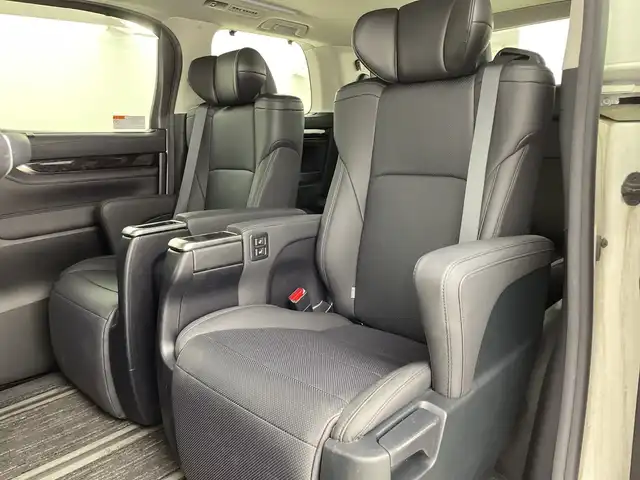トヨタ アルファード S Cパッケージ 新潟県 2020(令2)年 5.6万km ホワイトパールクリスタルシャイン 禁煙車/ワンオーナー/メーカーOP純正10.5インチT-Connectナビ/　　（T-Connect無料期間終了）/JBLプレミアムサウンドシステム/　USB/Bluetooth/Miracast/フリップダウンモニター/アラウンドビューモニター/デジタルインナーミラー/コーナーセンサー/Wサンルーフ/両側パワースライドドア/パワーバックドア/黒革シート/電動/エア/ヒーター/モデリスタフルエアロ/モデリスターマフラー/スマートキー×2/ETC2.0/LEDヘッドライト/オートライト/オートハイビーム/フォグランプ/衝突被害軽減ブレーキ/レーダークルーズコントロール/新車時保証書/取扱説明書/ナビ取説