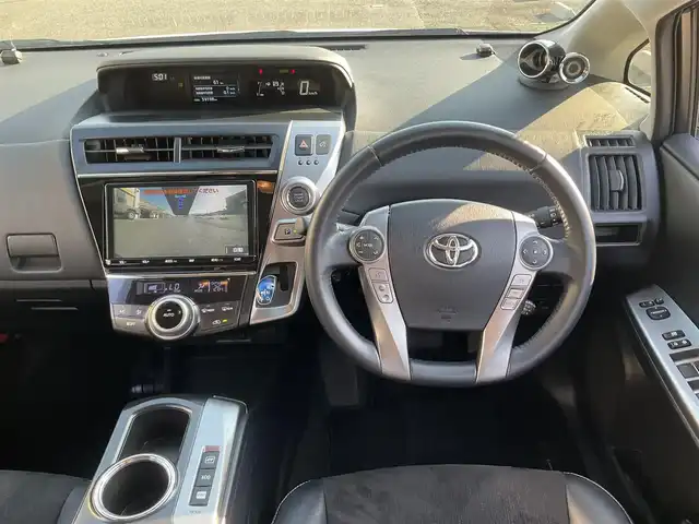 トヨタ プリウス α G ツーリングセレクション 滋賀県 2018(平30)年 6万km ホワイトパールクリスタルシャイン トヨタセーフティセンス/・プリクラッシュセーフティ/・レーンディパーチャーアラート/・オートマチックハイビーム/・レーダークルーズコントロール/パノラマルーフ/純正9インチナビ/Bluetooth、CD、DVD、フルセグテレビ/フロント/バックカメラ/ダブルツィーターシステム/ビルトインETC2.0/純正エンジンスターター/前後ドライブレコーダー/ハーフレザーシート/LEDヘッドライト/LEDフォグランプ/純正17インチアルミホイール/スペアキー有り/取扱説明書/保証書