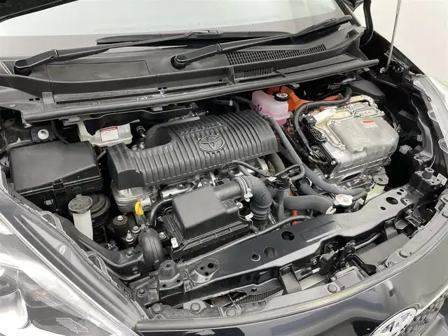 トヨタ シエンタ ハイブリッド ファンベースG クエロ 宮城県 2021(令3)年 2.4万km ブラックマイカ ９型フローティングナビ(CD/DVD/BT/フルセグTV)/全方位モニター　/パワースライドドア　/Ｆ／Ｓ／Ｒモデリスタエアロ　/前後コーナーセンサー　/トヨタセーフティセンス/　・プリクラッシュセーフティ/　・レーダークルーズコントロール　/　・レーントレーシングアシスト　/　・横滑り防止装置　/　・オートハイビーム/オートライト　/ハーフレザーシート　/レザーステアリング/純正フロアマット/ビルトインETC/前方ドライブレコーダー/プッシュスタート/スマートキー
