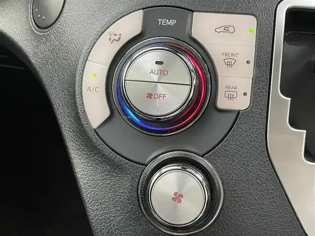 トヨタ シエンタ ハイブリッド ファンベースG クエロ 宮城県 2021(令3)年 2.4万km ブラックマイカ ９型フローティングナビ(CD/DVD/BT/フルセグTV)/全方位モニター　/パワースライドドア　/Ｆ／Ｓ／Ｒモデリスタエアロ　/前後コーナーセンサー　/トヨタセーフティセンス/　・プリクラッシュセーフティ/　・レーダークルーズコントロール　/　・レーントレーシングアシスト　/　・横滑り防止装置　/　・オートハイビーム/オートライト　/ハーフレザーシート　/レザーステアリング/純正フロアマット/ビルトインETC/前方ドライブレコーダー/プッシュスタート/スマートキー