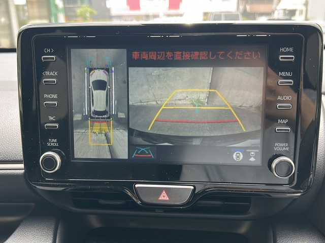 トヨタ ヤリス G 愛知県 2022(令4)年 1.7万km ブラック 純正ナビ/パノラミックビューモニター/バックカメラ/Bluetooth・FM・AM・Miracast/LDA（レーン逸脱警報システム）/PCS（プリクラッシュセーフティシステム）/クリアランスソナー/PKSB（パーキングサポートブレーキ）/RSA（ロードサインアシスト）/LEDヘッドライト/AUTOライト/AUTOハイビーム/スマートキー/プッシュスタート/ETC/純正フロアマット/保証書/スペアキスマートー