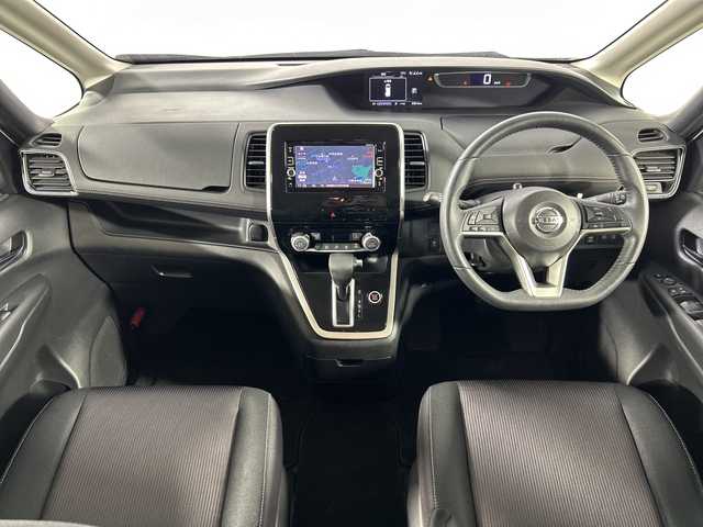 日産 セレナ ハイウェイスター 佐賀県 2016(平28)年 3.6万km ブリリアントホワイトパール 純正ナビ/ラジオ/ＣＤ/ＤＶＤ/ＳＤ/フルセグＴＶ/ＢＴ/ＵＳＢ/iPod/AUX/Bカメラ/ETC/クルコン/前方ドラレコ/アイドリングストップ/両側パワスラ/オートライト/ヘッドライトレベライザー/純正フロアマット/純正アルミホイール/電格ミラー/ウインカーミラー/横滑り防止装置/レーンキープアシスト/衝突被害軽減システム