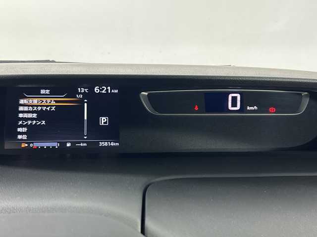 日産 セレナ ハイウェイスター 佐賀県 2016(平28)年 3.6万km ブリリアントホワイトパール 純正ナビ/ラジオ/ＣＤ/ＤＶＤ/ＳＤ/フルセグＴＶ/ＢＴ/ＵＳＢ/iPod/AUX/Bカメラ/ETC/クルコン/前方ドラレコ/アイドリングストップ/両側パワスラ/オートライト/ヘッドライトレベライザー/純正フロアマット/純正アルミホイール/電格ミラー/ウインカーミラー/横滑り防止装置/レーンキープアシスト/衝突被害軽減システム