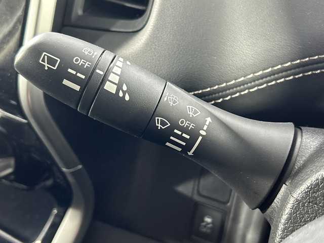 日産 セレナ ハイウェイスター 佐賀県 2016(平28)年 3.6万km ブリリアントホワイトパール 純正ナビ/ラジオ/ＣＤ/ＤＶＤ/ＳＤ/フルセグＴＶ/ＢＴ/ＵＳＢ/iPod/AUX/Bカメラ/ETC/クルコン/前方ドラレコ/アイドリングストップ/両側パワスラ/オートライト/ヘッドライトレベライザー/純正フロアマット/純正アルミホイール/電格ミラー/ウインカーミラー/横滑り防止装置/レーンキープアシスト/衝突被害軽減システム