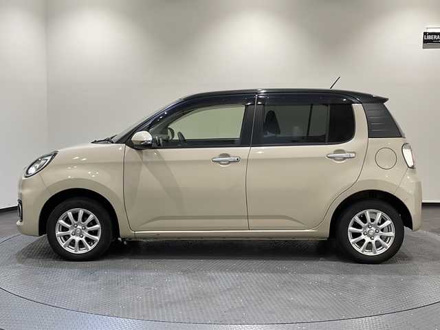 トヨタ パッソ モーダ　S 道央・札幌 2017(平29)年 6.1万km ブラックマイカメタリック/パウダリーベージュメタリック 2トーン ワンオーナー/４WD/バックカメラ/ETC/アイドリングストップ/ドアバイザー/スペアキー１本/格納電動ウィンカーミラー/純正ナビ　TV/FM/AM/Bluetooth/スタッドレス車載