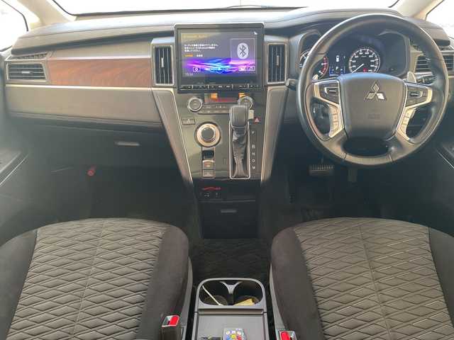 三菱 デリカＤ：５ G パワーパッケージ 埼玉県 2019(平31)年 5万km ダイヤモンドブラックマイカ 三菱e-Assist /フリップダウンモニター /純正メモリナビ/　　CD/DVD/BT/フルセグ /全方位カメラ /両側電動ドア /パワーバックドア /オートクルーズコントロール /LEDオートライト /シートヒーター /ブラインドスポットモニター /パドルシフト/電子パーキング/ETC