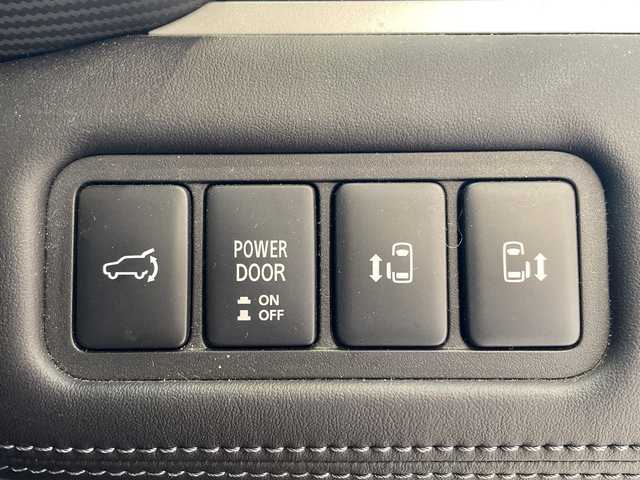 三菱 デリカＤ：５ G パワーパッケージ 埼玉県 2019(平31)年 5万km ダイヤモンドブラックマイカ 三菱e-Assist /フリップダウンモニター /純正メモリナビ/　　CD/DVD/BT/フルセグ /全方位カメラ /両側電動ドア /パワーバックドア /オートクルーズコントロール /LEDオートライト /シートヒーター /ブラインドスポットモニター /パドルシフト/電子パーキング/ETC