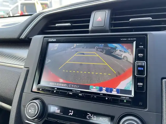 ホンダ シビック ハッチバック 千葉県 2018(平30)年 5.2万km フレームレッド 純正SDナビ【VXM-184VFi】/・CD/DVD/Bluetooth/フルセグTV/バックカメラ/クルーズコントロール/前席シートヒーター/スマートキー/パドルシフト/純正18インチアルミホイール/純正LEDヘッドライト/フォグランプ/社外ドライブレコーダー【DRV-34D】/ビルトインETC/本革巻きステアリング/オートライト/サイド＆カーテンエアバッグ/新車時保証書＆取扱説明書