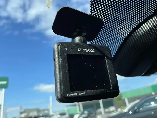 ホンダ シビック ハッチバック 千葉県 2018(平30)年 5.2万km フレームレッド 純正SDナビ【VXM-184VFi】/・CD/DVD/Bluetooth/フルセグTV/バックカメラ/クルーズコントロール/前席シートヒーター/スマートキー/パドルシフト/純正18インチアルミホイール/純正LEDヘッドライト/フォグランプ/社外ドライブレコーダー【DRV-34D】/ビルトインETC/本革巻きステアリング/オートライト/サイド＆カーテンエアバッグ/新車時保証書＆取扱説明書