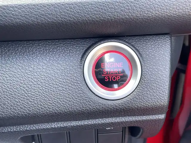 ホンダ シビック ハッチバック 千葉県 2018(平30)年 5.2万km フレームレッド 純正SDナビ【VXM-184VFi】/・CD/DVD/Bluetooth/フルセグTV/バックカメラ/クルーズコントロール/前席シートヒーター/スマートキー/パドルシフト/純正18インチアルミホイール/純正LEDヘッドライト/フォグランプ/社外ドライブレコーダー【DRV-34D】/ビルトインETC/本革巻きステアリング/オートライト/サイド＆カーテンエアバッグ/新車時保証書＆取扱説明書