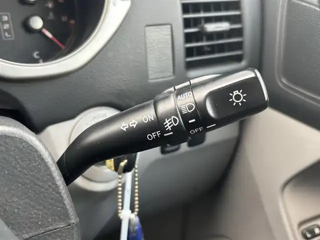 トヨタ ハイラックス サーフ SSR－X 宮城県 2007(平19)年 11.9万km ブラック 登録時走行距離118559km/社外ナビ/ワンセグTV/CD/DVD/AM/FM/AUX/MD/オートライト/リモコンキー/サンルーフ/バックカメラ/エンジンスターター/純正フロアマット/サイドステップ/ルーフレール/純正アルミホイール/電動格納ミラー/ヘッドライトレベライザー/フォグランプ