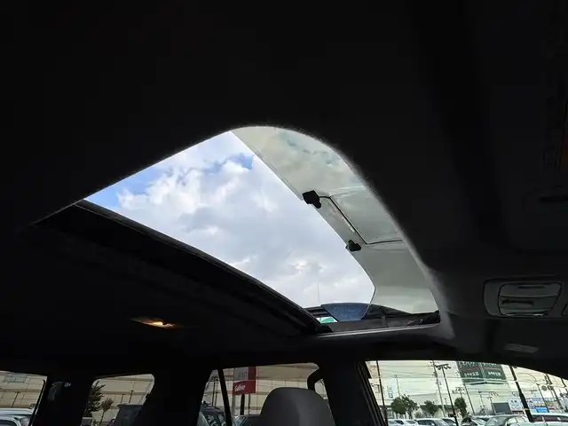 トヨタ ハイラックス サーフ SSR－X 宮城県 2007(平19)年 11.9万km ブラック 登録時走行距離118559km/社外ナビ/ワンセグTV/CD/DVD/AM/FM/AUX/MD/オートライト/リモコンキー/サンルーフ/バックカメラ/エンジンスターター/純正フロアマット/サイドステップ/ルーフレール/純正アルミホイール/電動格納ミラー/ヘッドライトレベライザー/フォグランプ