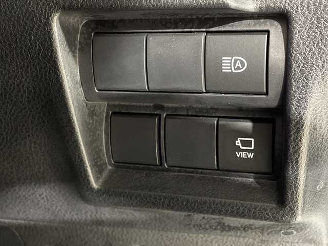 レクサス ＩＳ 300h Fスポーツ 福岡県 2023(令5)年 2.5万km ホワイトノーヴァガラスフレーク ワンオーナー/サンルーフ/ＯＰオレンジキャリパー/ビルトインＥＴＣ２．０/社外前後ドラレコ/ＴｏｙｏｔａＳａｆｔｙＳｅｎｓｅ/全方位カメラ/シートヒーター(D＋N)/シートベンチレーション(D＋N)/パワーシート(D＋N)/シートメモリ/純正１９インチＡＷ/保証書/取扱説明書/スペアキー×1/カードキー×1