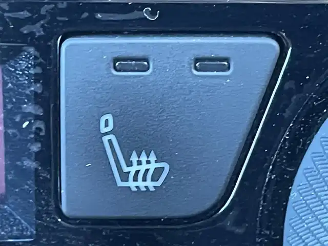 日産 キックス X ツートーンインテリアED 群馬県 2021(令3)年 5.1万km ラディアントレッド/ピュアブラック 2トーン 純正９インチＳＤナビ　/全周囲カメラ　/純正フルエアロ　/プロパイロット　/前後ドラレコ　/前席シートヒーター　/茶革シート　/ステアリングヒーター　/３眼ＬＥＤヘッドライト　/切削光輝純正１７インチアルミホイール/Bluetooth/フォグランプ/本革ステアリング/デジタルミラー/電動格納ミラー/フルセグ/パワーステアリング/アダプティブクルーズコントロール/純正ビルトインETC/純正フロアマット