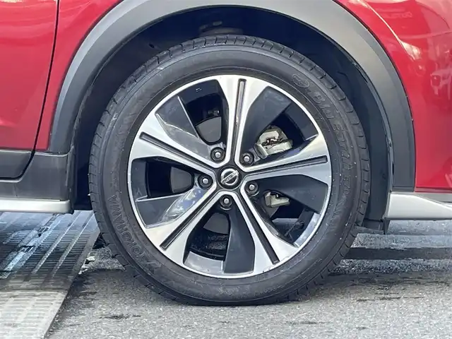 日産 キックス X ツートーンインテリアED 群馬県 2021(令3)年 5.1万km ラディアントレッド/ピュアブラック 2トーン 純正９インチＳＤナビ　/全周囲カメラ　/純正フルエアロ　/プロパイロット　/前後ドラレコ　/前席シートヒーター　/茶革シート　/ステアリングヒーター　/３眼ＬＥＤヘッドライト　/切削光輝純正１７インチアルミホイール/Bluetooth/フォグランプ/本革ステアリング/デジタルミラー/電動格納ミラー/フルセグ/パワーステアリング/アダプティブクルーズコントロール/純正ビルトインETC/純正フロアマット