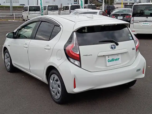 トヨタ アクア G 福井県 2017(平29)年 3.6万km ライムホワイトパールクリスタルシャイン 純正SDナビ/AM/FM/ワンセグ/BT/AUX/バックカメラ/トヨタセーフティセンス/クルーズコントロール/アイドリングストップ/レーンキープアシスト/横滑り防止装置/盗難防止装置/前後ドライブレコーダー/ビルトインETC/ダブルエアバッグ/LEDヘッドライト/Fフォグ/電格ウィンカーミラー/スマートキー