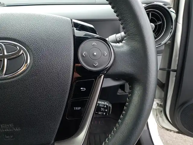 トヨタ アクア G 福井県 2017(平29)年 3.6万km ライムホワイトパールクリスタルシャイン 純正SDナビ/AM/FM/ワンセグ/BT/AUX/バックカメラ/トヨタセーフティセンス/クルーズコントロール/アイドリングストップ/レーンキープアシスト/横滑り防止装置/盗難防止装置/前後ドライブレコーダー/ビルトインETC/ダブルエアバッグ/LEDヘッドライト/Fフォグ/電格ウィンカーミラー/スマートキー