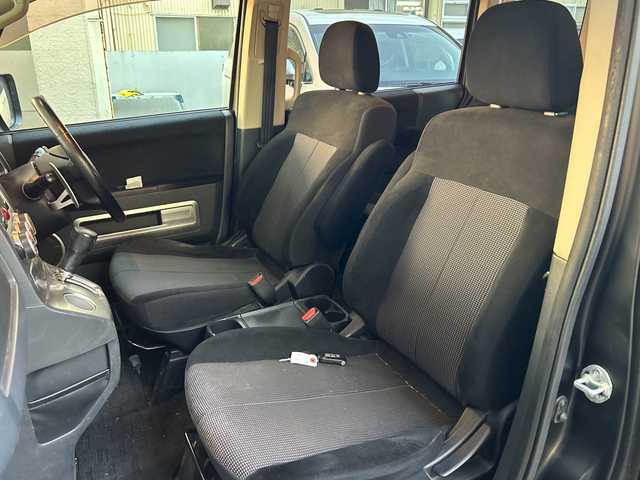 三菱 デリカＤ：５ C2 G－Navi package 福岡県 2008(平20)年 6.8万km 黒 純正ナビ/FM/AM/ハンズフリー/Pスライドドア（N後部）/パドルシフト/クルーズコントロール/フォグランプ/電動格納ミラー/ETC(ビルド）/フリップダウンモニター