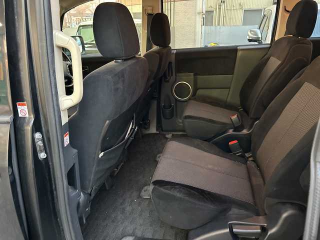 三菱 デリカＤ：５ C2 G－Navi package 福岡県 2008(平20)年 6.8万km 黒 純正ナビ/FM/AM/ハンズフリー/Pスライドドア（N後部）/パドルシフト/クルーズコントロール/フォグランプ/電動格納ミラー/ETC(ビルド）/フリップダウンモニター