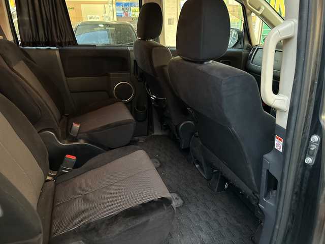 三菱 デリカＤ：５ C2 G－Navi package 福岡県 2008(平20)年 6.8万km 黒 純正ナビ/FM/AM/ハンズフリー/Pスライドドア（N後部）/パドルシフト/クルーズコントロール/フォグランプ/電動格納ミラー/ETC(ビルド）/フリップダウンモニター