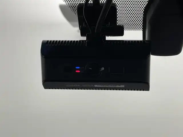 トヨタ ヴェルファイア Z Gエディション 岡山県 2019(平31)年 5.5万km ホワイトパールクリスタルシャイン アルパイン11インチナビ/【Bluetooth/フルセグTV/CD/DVD】/型番:EX112/サンルーフ/12.8インチフリップダウンモニター/型番:PXH12X-R-AV/１００Ｖ電源/両側パワースライドドア/レーダークルーズコントロール/ETC2.0/三眼LEDヘッドライト/衝突軽減ブレーキ/デジタルインナーミラー/ブラインドスポットモニター/前席シートヒーター/前席エアシート/ステアリングヒーター/前席パワーシート/シートメモリー/オートブレーキホールド/社外ドライブレコーダー/型番:DVR-C02W/社外レーダー/型番:ZERO705V