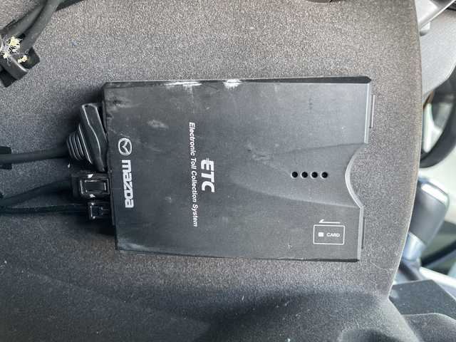 マツダ アテンザ セダン XD Lパッケージ 岡山県 2015(平27)年 18.2万km ジェットブラックマイカ 純正ナビ/フルセグTV、CD、DVD、Bluetooth/AM、FM/バックカメラ/BOSEサウンド/白革シート/前席シートヒーター/前席パワーシート/サンルーフ/ローダウン/パドルシフト/リアサンシェード/BSM/レーダークルーズコントロール/電動パーキングブレーキ/ETC