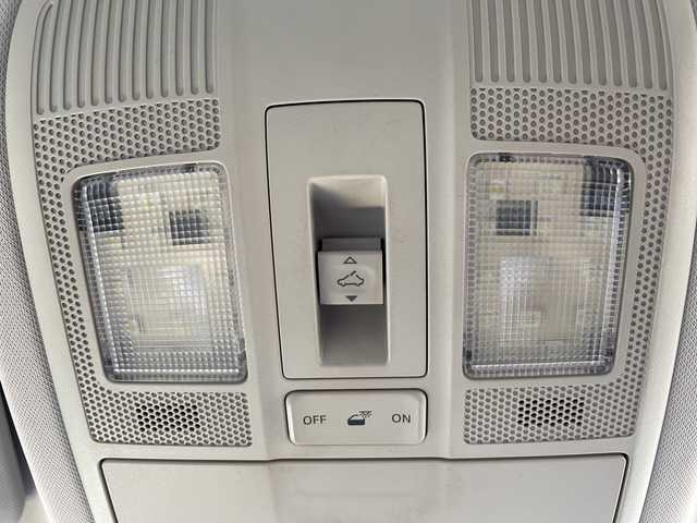 マツダ アテンザ セダン XD Lパッケージ 岡山県 2015(平27)年 18.2万km ジェットブラックマイカ 純正ナビ/フルセグTV、CD、DVD、Bluetooth/AM、FM/バックカメラ/BOSEサウンド/白革シート/前席シートヒーター/前席パワーシート/サンルーフ/ローダウン/パドルシフト/リアサンシェード/BSM/レーダークルーズコントロール/電動パーキングブレーキ/ETC