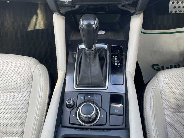 マツダ アテンザ セダン XD Lパッケージ 岡山県 2015(平27)年 18.2万km ジェットブラックマイカ 純正ナビ/フルセグTV、CD、DVD、Bluetooth/AM、FM/バックカメラ/BOSEサウンド/白革シート/前席シートヒーター/前席パワーシート/サンルーフ/ローダウン/パドルシフト/リアサンシェード/BSM/レーダークルーズコントロール/電動パーキングブレーキ/ETC