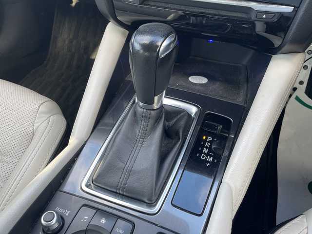 マツダ アテンザ セダン XD Lパッケージ 岡山県 2015(平27)年 18.2万km ジェットブラックマイカ 純正ナビ/フルセグTV、CD、DVD、Bluetooth/AM、FM/バックカメラ/BOSEサウンド/白革シート/前席シートヒーター/前席パワーシート/サンルーフ/ローダウン/パドルシフト/リアサンシェード/BSM/レーダークルーズコントロール/電動パーキングブレーキ/ETC