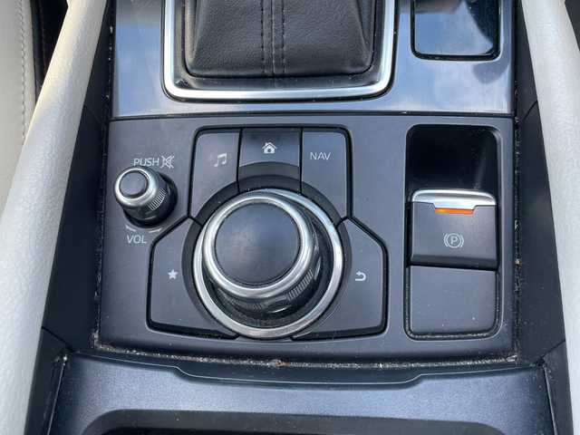 マツダ アテンザ セダン XD Lパッケージ 岡山県 2015(平27)年 18.2万km ジェットブラックマイカ 純正ナビ/フルセグTV、CD、DVD、Bluetooth/AM、FM/バックカメラ/BOSEサウンド/白革シート/前席シートヒーター/前席パワーシート/サンルーフ/ローダウン/パドルシフト/リアサンシェード/BSM/レーダークルーズコントロール/電動パーキングブレーキ/ETC