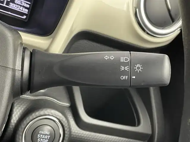 スズキ クロスビー HYBRID MX 埼玉県 2019(平31)年 3.4万km クラッシーブラウンメタリック/ホワイト 2トーンルーフ 純正８インチナビ/フルセグＴＶ/ＣＤ／ＤＶＤ/Bluetooth/衝突軽減/アイドリングストップ/パドルシフト/純正フロアマット/プッシュスタート/スマートキー/ドアバイザー/ダブルエアバック/ＥＴＣ