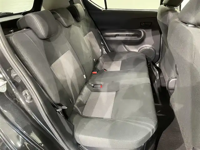トヨタ アクア S スタイルブラック 愛知県 2020(令2)年 4.1万km ブラックマイカ 純正ＳＤナビ　/(Ｂｌｕｅｔｏｏｔｈ/地デジ/CD・DVD再生/FM/AM)/パノラマミックビューモニター　/トヨタセーフティセンスＣ　/　　-プリクラッシュセーフティ/　　-ディパーチャーアラート/　　-オートマチックハイビーム/先行車発進通知/ビルトインＥＴＣ　/クリアランスソナー　/ＬＥＤヘッドライト/純正フロアマット　/盗難防止装置/ＬＥＤフォグランプ/プッシュスタート/　　-スマートキー
