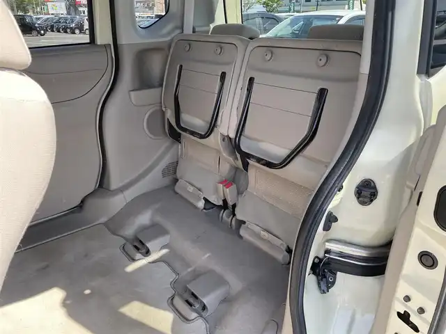 ホンダ Ｎ ＢＯＸ G Lパッケージ 鳥取県 2013(平25)年 12.1万km ヒダマリアイボリーパール ワンオーナー・４WD/純正ディスプレイオーディオ/ワンセグ/CD/USB/バックカメラ/キセノンヘットライト/純正14インチアルミホイール/プッシュエンジンスタート/両側スライドドア/アイドリングストップ/純正フロアマット/ドアバイザー/スペアキーx1/スタットレスセット積み込み/（タイヤ溝 5部山）