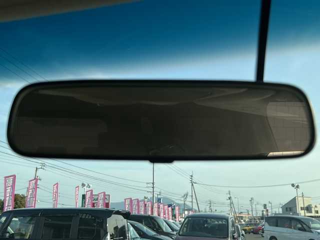 日産 エルグランド 香川県 2018(平30)年 6.7万km 茶 純正ナビ／フルセグＴＶ／両側パワースライドドア／２０インチ社外アルミ／ローダウン／フジツボマフラー／ＬＥＤヘッドライト／アラウンドビューカメラ／ＥＴＣ／クルーズコントロール／コーナーセンサー