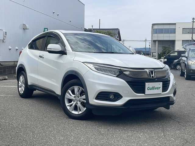 ホンダ ヴェゼル X ホンダセンシング 福井県 2019(令1)年 3.4万km プラチナホワイトパール ワンオーナー/純正メモリナビゲーション/（CD/DVD/BT）/フルセグテレビ/バックカメラ/4WD/ナビ装着スペシャルパッケージ/コンフォートビューパッケージ/ホンダセンシング/アダプティブクルーズコントロール/レーンキープアシスト/ドライブレコーダー/ETC(ビルトイン)/純正16インチアルミヒール/プッシュスタート/スマートキー/LEDヘッドライト/フォグランプ/USBポート/電動格納ミラー/アイドリングストップ/保証書/取扱説明書