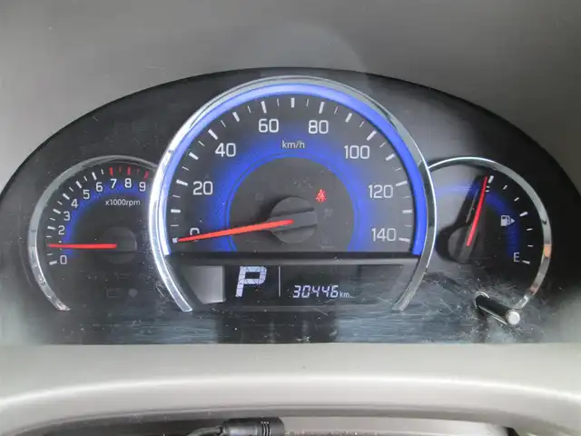スズキ エブリィ ワゴン PZターボ スペシャル 千葉県 2018(平30)年 3.1万km ガーデニングアクアM ハイルーフ/純正ナビ、フルセグTV/バックカメラ/純正オーディオ【DVD/CD/BT/SD/USB】/レーダーブレーキサポート/両側パワースライドドア/左オートステップ/ローダウン(純正サス積込)/HIDヘッドライト&黄LEDフォグ(純正積込)/ナビ連動ステアリングスイッチ/革調シートカバー/メッキドアミラー(純正積込)/LED室内灯(純正積込)/社外ホーン(純正積込)/ルームミラー型前後ドライブレコーダー/ETC、スペアキー/取扱説明書/ナビ取扱説明書/新車時保証書/整備記録簿(R3/R5)