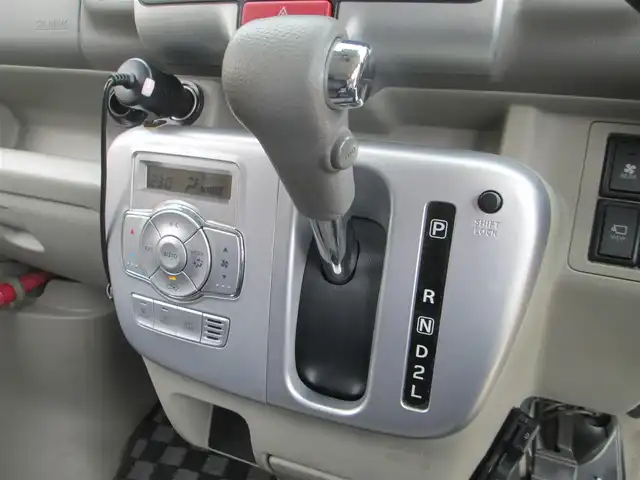スズキ エブリィ ワゴン PZターボ スペシャル 千葉県 2018(平30)年 3.1万km ガーデニングアクアM ハイルーフ/純正ナビ、フルセグTV/バックカメラ/純正オーディオ【DVD/CD/BT/SD/USB】/レーダーブレーキサポート/両側パワースライドドア/左オートステップ/ローダウン(純正サス積込)/HIDヘッドライト&黄LEDフォグ(純正積込)/ナビ連動ステアリングスイッチ/革調シートカバー/メッキドアミラー(純正積込)/LED室内灯(純正積込)/社外ホーン(純正積込)/ルームミラー型前後ドライブレコーダー/ETC、スペアキー/取扱説明書/ナビ取扱説明書/新車時保証書/整備記録簿(R3/R5)