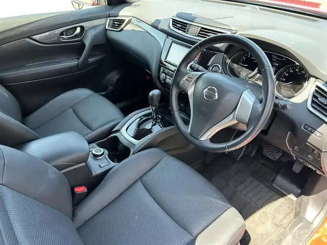 日産 エクストレイル 20X エマージェンシーブレーキ 新潟県 2014(平26)年 2.3万km バーニングレッド 純正ナビ【フルセグTV/FM・AM】/コーナーセンサー/アイドリングストップ/衝突軽減/バックカメラ/シートヒーター/ドライブレコーダー/ETC/純正アルミホイール/LEDヘッドライト/オートライト/横滑り防止/プッシュスタート/スマートキー