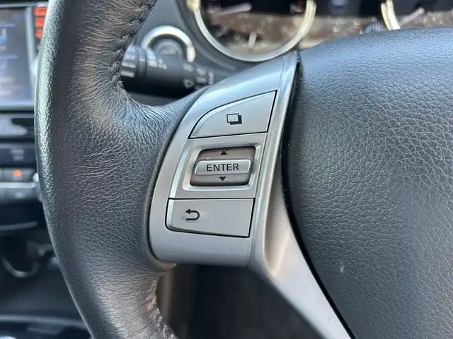 日産 エクストレイル 20X エマージェンシーブレーキ 新潟県 2014(平26)年 2.3万km バーニングレッド 純正ナビ【フルセグTV/FM・AM】/コーナーセンサー/アイドリングストップ/衝突軽減/バックカメラ/シートヒーター/ドライブレコーダー/ETC/純正アルミホイール/LEDヘッドライト/オートライト/横滑り防止/プッシュスタート/スマートキー