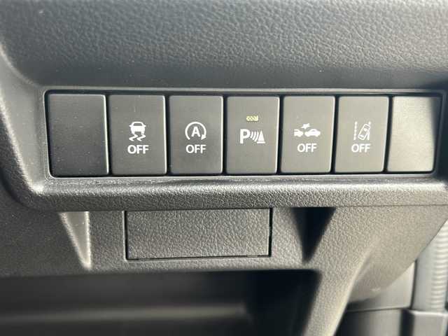 スズキ クロスビー HYBRID MZ 沖縄県 2022(令4)年 2.9万km 黒Ⅱ 社外ナビ・TV・Bluetooth・CD・DVD/バックカメラ/ETC/ドライブレコーダー/オートライト/衝突軽減システム/コーナーセンサー/クルーズコントロール/シートヒーター/純正アルミ/ステアリングスイッチ/ウィンカーミラー/革巻きステアリング/電動格納ミラー/LEDヘッドライト