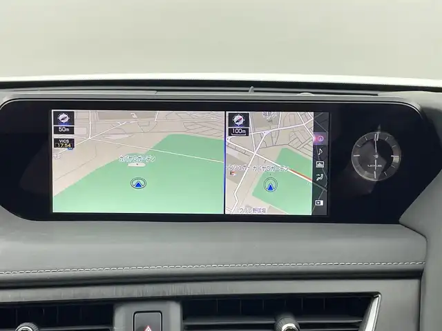 レクサス ＵＸ 250h Fスポーツ 岡山県 2020(令2)年 4.9万km ホワイトノーヴァガラスフレーク TRDフルエアロ/ムーンルーフ/白革シート/純正10.3インチメモリナビ/(CD/DVD/Carplay/USB/BT/フルセグTV)/レーダークルーズコントロール/衝突軽減ブレーキ/ビルトインETC2.0/シートヒーター/LEDヘッドライト/バックカメラ/ドライブレコーダー/ブラインドスポットモニター/ステアリングヒーター/D/N席パワーシート/電動リアゲート/前後コーナーセンサー/オートハイビーム/プッシュスタート/スマートキー/純正フロアマット/純正18インチアルミホール/新車保証書/取扱説明書/スペアキー×1/カードキー×１