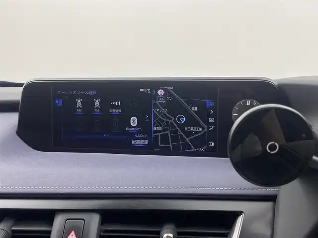 レクサス ＵＸ 250h バージョンC 埼玉県 2018(平30)年 2.9万km セレスティアルブルーガラスフレーク メーカーナビ　パノラミックビューモニター　ＢＳＭ　ビルトインＥＴＣ２．０　前後ドライブレコーダー　セーフティシステムプラス　レーダークルーズ　ステアリングヒーター　シートヒーター　メモリシート　ＬＥＤ