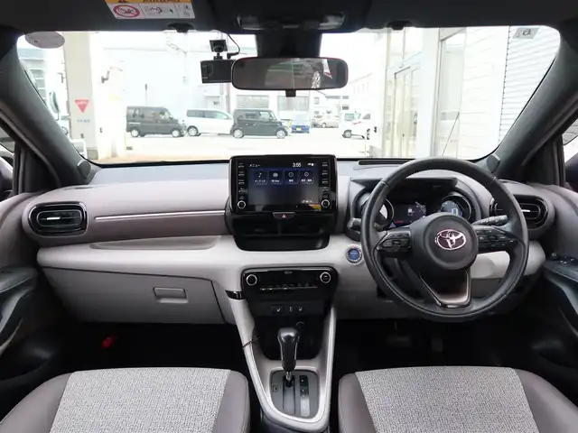 トヨタ ヤリス ハイブリッド Z 石川県 2020(令2)年 3.1万km ホワイト/センシュアルレッドマイカ