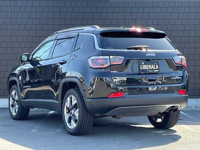 クライスラー・ジープ ジープ コンパス リミテッド 埼玉県 2020(令2)年 2.4万km ブリリアントブラッククリスタル ワンオーナー/黒革シート/アダプティブクルーズコントロール/純正メモリーナビ/(Bluetooth/USB/フルセグ)/バックカメラ/Ａｐｐｌｅ　Ｃａｒ　Ｐｌａｙ/ブラインドスポットモニター/シートヒーター/パークアシスト/クリアランスソナー/ＥＴＣ