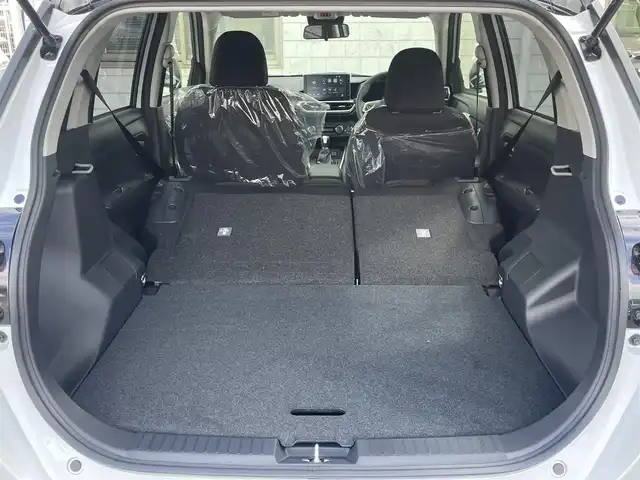 トヨタ ライズ Z 福岡県 2025(令7)年 0.1千km ブラックマイカメタリック/シャイニングホワイトパール ライズHV/登録時12km/ワンオーナー/モデリスタエアロ(フロント/サイド/リヤ)/2トーン(ブラックマイカメタリック/シャイニングホワイトパール)/純正9インチディスプレイオーディオ/　(AM/FM/Bluetooth/Android Auto/Apple CarPlay/フルセグTVキット)/パノラミックビューモニター/バック/フロント/サイドカメラ/スマートアシスト/・衝突警報/・衝突回避支援ブレーキ/・ブレーキ制御付誤発進抑制/・車線逸脱警報/・車線逸脱抑制制御/・路側逸脱警報/・ふらつき警報/・先行車発進お知らせ/・標識認識/・全車速追従機能/・レーンキープコントロール/ブラインドスポットモニター/コーナーセンサー/オートライト/リヤフォグランプ/純正17インチアルミホイール/革巻ステアリング/ステアリングスイッチ/シートヒーター(D/N)/USB端子×3/アクセサリーソケット/ISOFIX/スペアキー×1/保証書/取扱説明書/ナビ取扱説明書