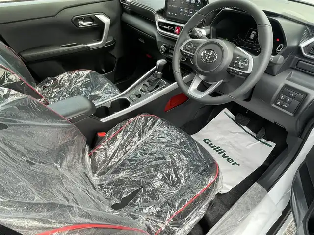 トヨタ ライズ Z 福岡県 2025(令7)年 0.1千km ブラックマイカメタリック/シャイニングホワイトパール ライズHV/登録時12km/ワンオーナー/モデリスタエアロ(フロント/サイド/リヤ)/2トーン(ブラックマイカメタリック/シャイニングホワイトパール)/純正9インチディスプレイオーディオ/　(AM/FM/Bluetooth/Android Auto/Apple CarPlay/フルセグTVキット)/パノラミックビューモニター/バック/フロント/サイドカメラ/スマートアシスト/・衝突警報/・衝突回避支援ブレーキ/・ブレーキ制御付誤発進抑制/・車線逸脱警報/・車線逸脱抑制制御/・路側逸脱警報/・ふらつき警報/・先行車発進お知らせ/・標識認識/・全車速追従機能/・レーンキープコントロール/ブラインドスポットモニター/コーナーセンサー/オートライト/リヤフォグランプ/純正17インチアルミホイール/革巻ステアリング/ステアリングスイッチ/シートヒーター(D/N)/USB端子×3/アクセサリーソケット/ISOFIX/スペアキー×1/保証書/取扱説明書/ナビ取扱説明書