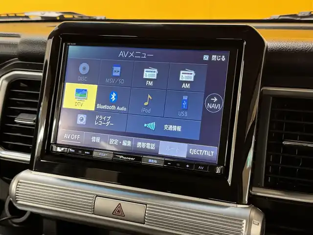 スズキ クロスビー HYBRID MZ 群馬県 2018(平30)年 7.3万km キャラバンアイボリーパールメタリック/ホワイト 2トーンルーフ スズキセーフティサポート/・衝突軽減ブレーキ/・レーンキープアシスト/・リヤコーナーセンサー/・オートマチックハイビーム/・クルーズコントロール/純正8インチナビ/　　フルセグTV/　　FM/AM/BT/SD/USB/MSV/別付けバックカメラ/LEDオートライト/フォグランプ/前席シートヒーター/純正16インチAW/純正ドライブレコーダー/純正フロアマット/純正ドアバイザー/パドルシフト/ヒーターミラー/横滑り防止機能/スマートキー/ビルトインETC