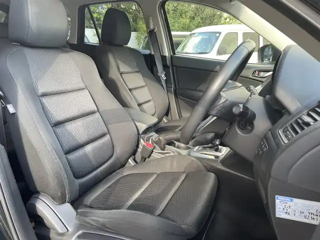 マツダ ＣＸ－５ XD 兵庫県 2014(平26)年 7.8万km ジェットブラックマイカ (株)IDOMが運営する【じしゃロン西宮店】の自社ローン専用車両になります。こちらは現金またはオートローンご利用時の価格です。自社ローンご希望の方は別途その旨お申付け下さい/＊ETC/＊バックカメラ/＊クルーズコントロールあり/＊パワステ/＊パワーウィンドウ/＊純正ナビ/＊横滑り防止装置/＊オートライト