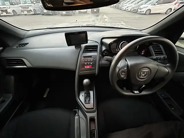 ホンダ Ｓ６６０ β 兵庫県 2015(平27)年 3.6万km プレミアムスターホワイトP 社外ポータブルナビ/バックカメラ/ETC/AM/FM/AUS/USB/ステアリングスイッチ/パドルシフト/プッシュスタート/純正フロアマット/純正アルミホイール/スマートキー/パワーステアリング/パワーウィンドウ/LEDヘッドライト/横滑り防止装置/衝突被害軽減システム